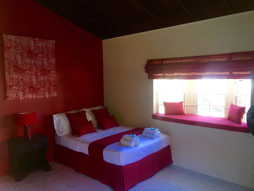 La Casa Feliz Hotel Montego Bay Eksteriør billede