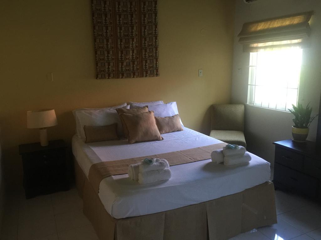 La Casa Feliz Hotel Montego Bay Eksteriør billede